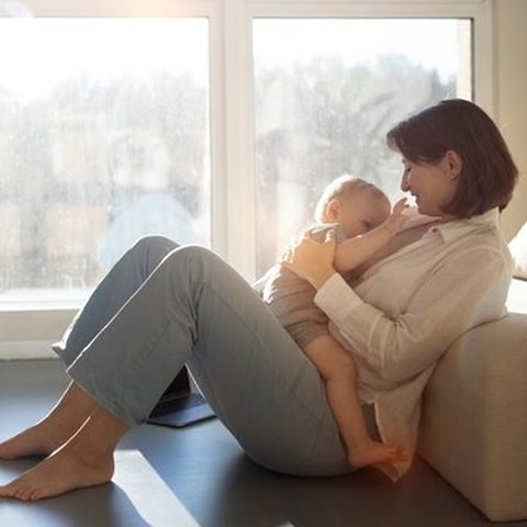 Begini Cara Ibu Pekerja agar Bisa Memberi ASI Eksklusif bagi Buah Hati