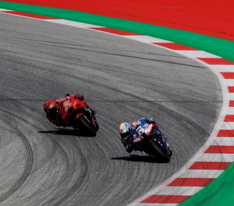 FOTO: Momen Bagnaia Juara MotoGP Austria 2024 hingga Aksi Tak Terduga Marc Marquez Salip 9 Pembalap