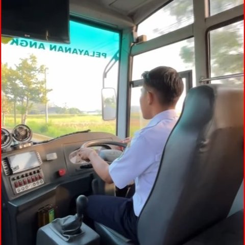 Bus Sekolah Bantul