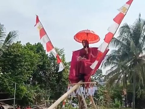 Creating a Stir, Viral Climbing the Pinang Contest with a Young Widow as the Prize