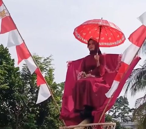 Creating a Stir, Viral Climbing the Pinang Contest with a Young Widow as the Prize