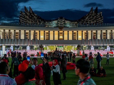 FOTO: Megahnya Istana Garuda di IKN, Saat Malam Hari Cantik Bersinar