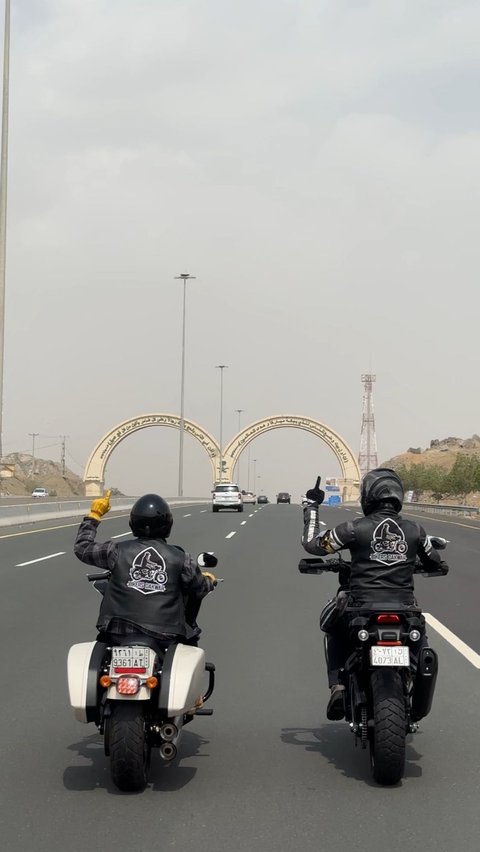 Tears Flow Throughout the Journey, Alfie Alfandy's Dream of Bikers Dakwah Touring in the Holy Land Comes True