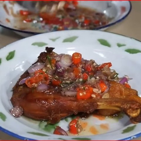 Bebek bumbu hitam Boyolali