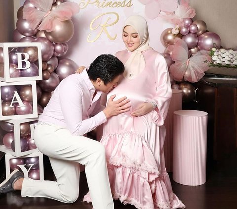 Congratulations! Syahrini Gave Birth to Her First Child on Her Birthday