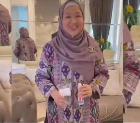 Going Viral Again! 8 Photos of Meita Irianty, the Parenting Influencer Accused of Abusing a Toddler at a Daycare in Depok