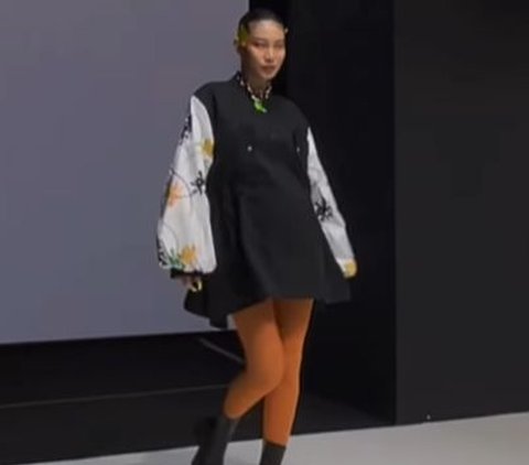 Pregnant Mother Slays on the Catwalk, Energetic Action of Patricia Gouw as a Model While Expecting