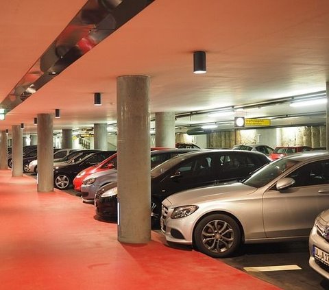 50 Funny Parking Quotes that Represent Feelings, Perfect for Jokes While Chatting with Friends