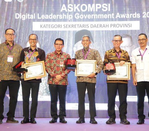 Lampung Province Secretary Fahrizal Darminto Wins the Askompsi Digital Leadership Government Award 2024