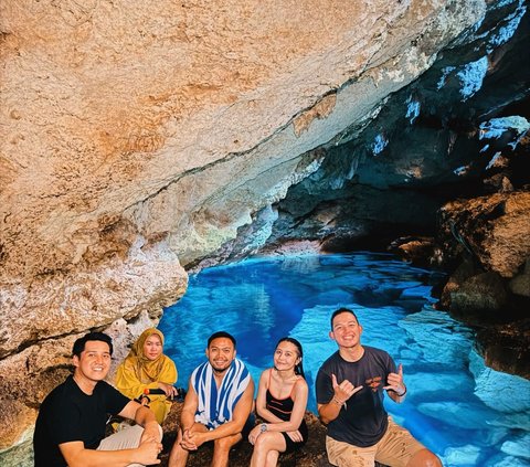 10 Momen Menantang Prilly Latuconsina Freedive di Gua, Ternyata Pemandangannya Indah Banget