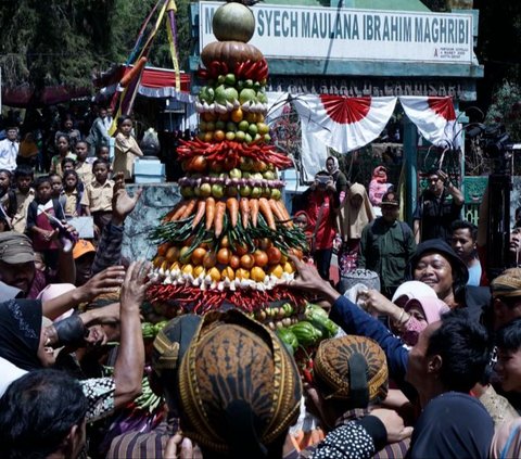 Melihat Tradisi Buka Luwur di Lereng Gunung Merbabu, Bentuk Penghormatan Masyarakat Boyolali Terhadap Ulama Syekh Maulana Maghribi