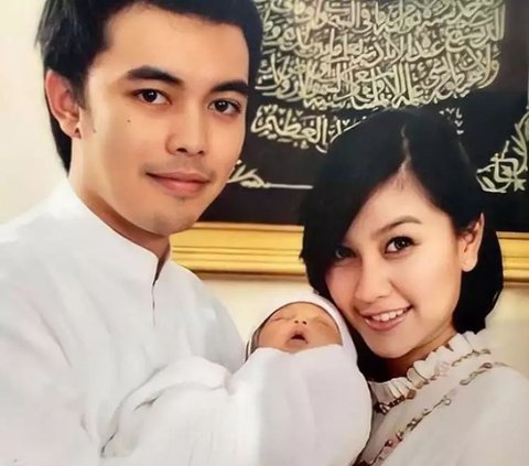 Old Portrait of Nisya Ahmad and Andika Rosadi at the Beginning of Their Marriage, Ends After 15 Years of Marriage