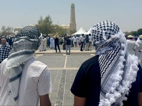 FOTO: Umat Muslim Qatar Salat Jenazah Pemimpin Hamas Ismail Haniyeh di Masjid Imam Muhammad bin Abdul Wahhab