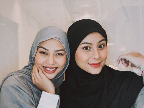 Tampil Berhijab, ini Deretan Foto-foto Awkarin saat di Dubai yang Mencuri Perhatian