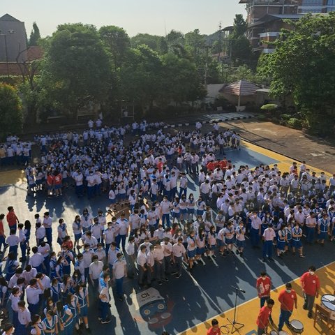 SMAK St. Louis 1 Surabaya