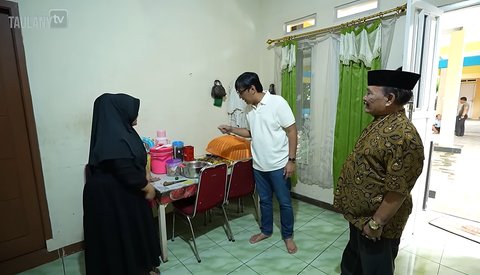 Andre Taulany Melongo Melihat Rumah ke-2 dan Sederet Kontrakan Milik Haji Bolot 'Masyaallah'