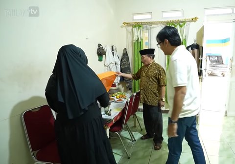 Dikenal Sultan Jombang, Potret Sederhana Dapur di Rumah Haji Bolot Bikin Salfok