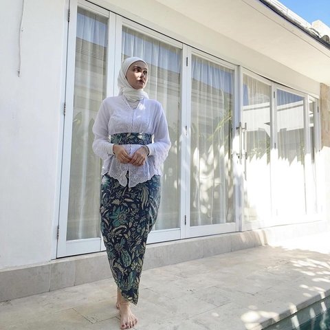 Intip Profil Zee Zee Shahab, Artis yang Kini Jadi Istri Dirjen IKP Komenkominfo