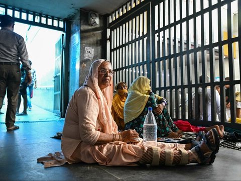 Aksi mogok besar-besar para tenaga Kesehatan yang terjadi di India telah menimbulkan dampak merugikan bagi para pasien.