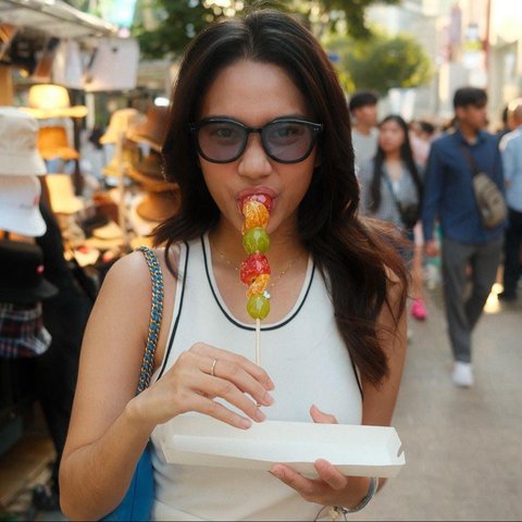 Potret Stunning Azizah Salsha Liburan di Korea Selatan, Komentar Pratama Arhan Jadi Sorotan