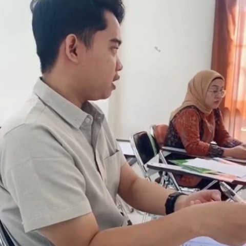 Viral Wanita Ini Sidang Skripsi Diuji Calon Suaminya Sendiri, Curi Perhatian