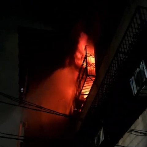 Kebakaran Gudang Sparepart di Tamansari