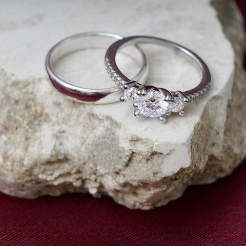 ilustrasi cincin pernikahan