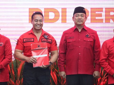 FOTO: Senyum Lebar Megawati Soekarnoputri Umumkan Bakal Calon Kepala Daerah 2024, Ada Airin-Sumardi hingga Andika-Prihadi Maju Pilkada