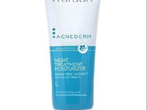 2. Wardah Acnederm Night Treatment Moisturizer: Hasil dalam 3 Hari