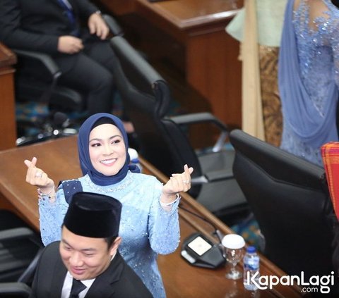 Sering Diremehkan Hingga Mendapat Intimidasi, ini Potret Astrid Kuya saat Resmi Dilantik jadi Anggota DPRD DKI Jakarta