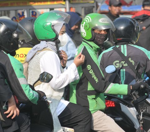 FOTO: Protes Pemotongan Tarif hingga 30 Persen, Ojek Online di Jakarta Mau Demo Besar-Besaran Hari Ini