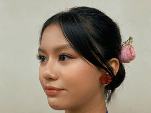 Jarang Tersorot, ini Potret Cantik Radinka Mikayla Anak Melly Mono Kini Menginjak Usia 16 Tahun