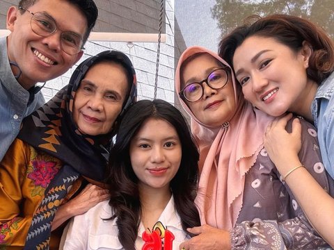 Jarang Tersorot, ini Potret Cantik Radinka Mikayla Anak Melly Mono Kini Menginjak Usia 16 Tahun