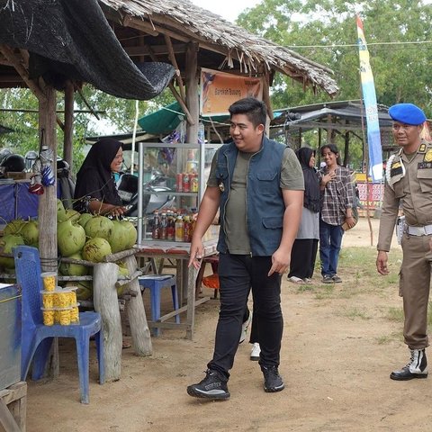 Keluarga di Panggung Pilkada 2024: Ayah Jadi Cagub, Anak Nyalon Bupati