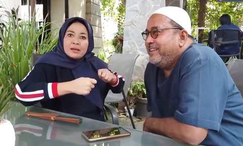 Cerita Istri Rano Karno Pulang Sekolah Naik Becak Bareng Sampai Gemeteran 'Kesal Rano Itu Banyak Ceweknya'