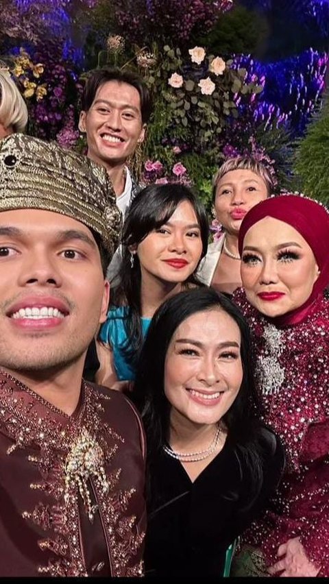 Sepekan Berlalu, Iis Dahlia Ceritakan Kejadian Tak Terduga saat Hadiri Pernikahan Thariq dan Aaliyah