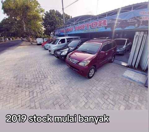 Dulu Jadi TKI yang 'Numpang' Foto di Mobil Orang, Kini Bisa Pose dengan Ferrari di Rumah Sendiri