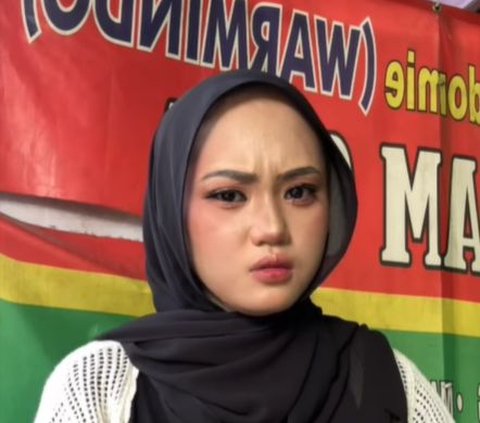 Woman Wearing Heavy Makeup at Warmindo Criticized by Boyfriend, Sparks Pro and Con Reactions