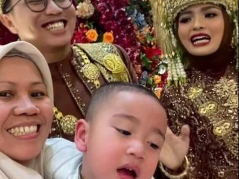 Janji Hadiahi Rumah, Rayyanza Tepati Janji Bawa 'Rumah' ke Pernikahan Karyawan Rans, ini Momennya