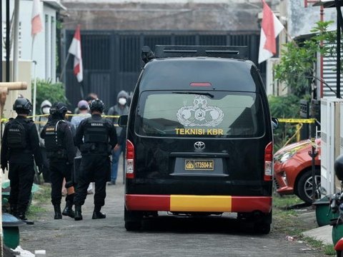 Teen Terrorism Suspect in Malang Learned to Assemble Bombs from the Internet, Used Savings from Pocket Money