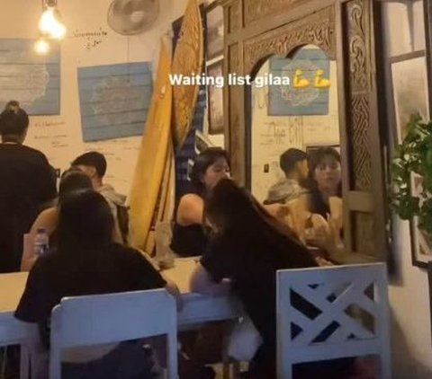 Potret Kece Jennifer Coppen Jadi Pelayan di Restoran Mertua, Langsung Diserbu Pelanggan