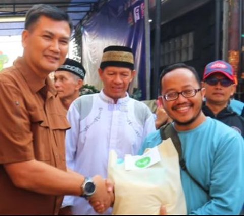 Momen Mayjen Kunto dan Sang Istri Hadir di 'Warung Amal', Acungkan Jempol dengan Konsepnya