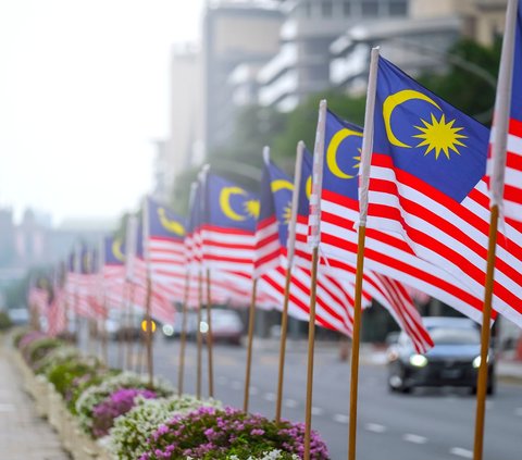 Malaysia's Economic Growth Surpasses Indonesia and Singapore in Q2 2024