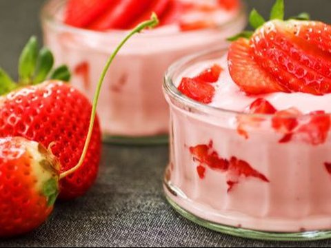 Resep Sparkling Yogurt Strawberry<br>