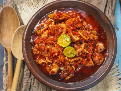 2. Squid Sambal 