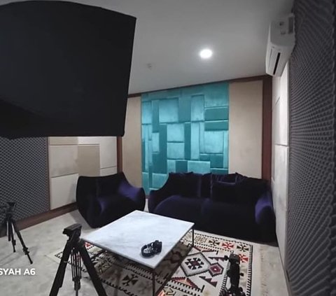 12 Potret Ruko Baru Ashanty Punya 3 Lantai, Dilengkapi Toko Kue Estetik Bernuansa Pink Hingga Kantor