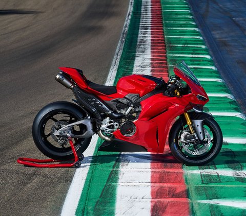 Mengungkap Keunggulan Ducati Panigale V4 2025 Standar dan V4S