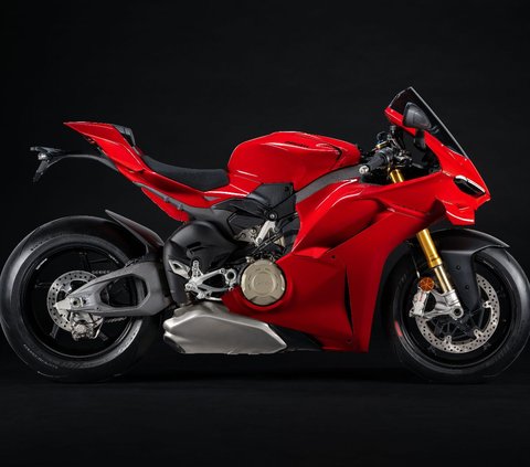 Mengungkap Keunggulan Ducati Panigale V4 2025 Standar dan V4S