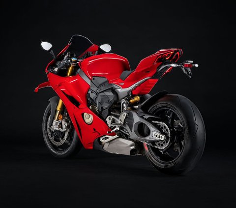 DVO menjadi fitur baru yang digunakan oleh Ducati pada peluncuran New Panigale V4, membuatnya lebih ringan dan praktis.