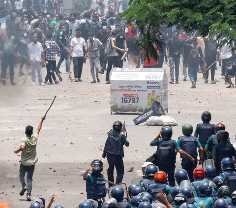 Indonesian Citizen Dies in Unrest in Bangladesh, Trapped in Hotel Fire